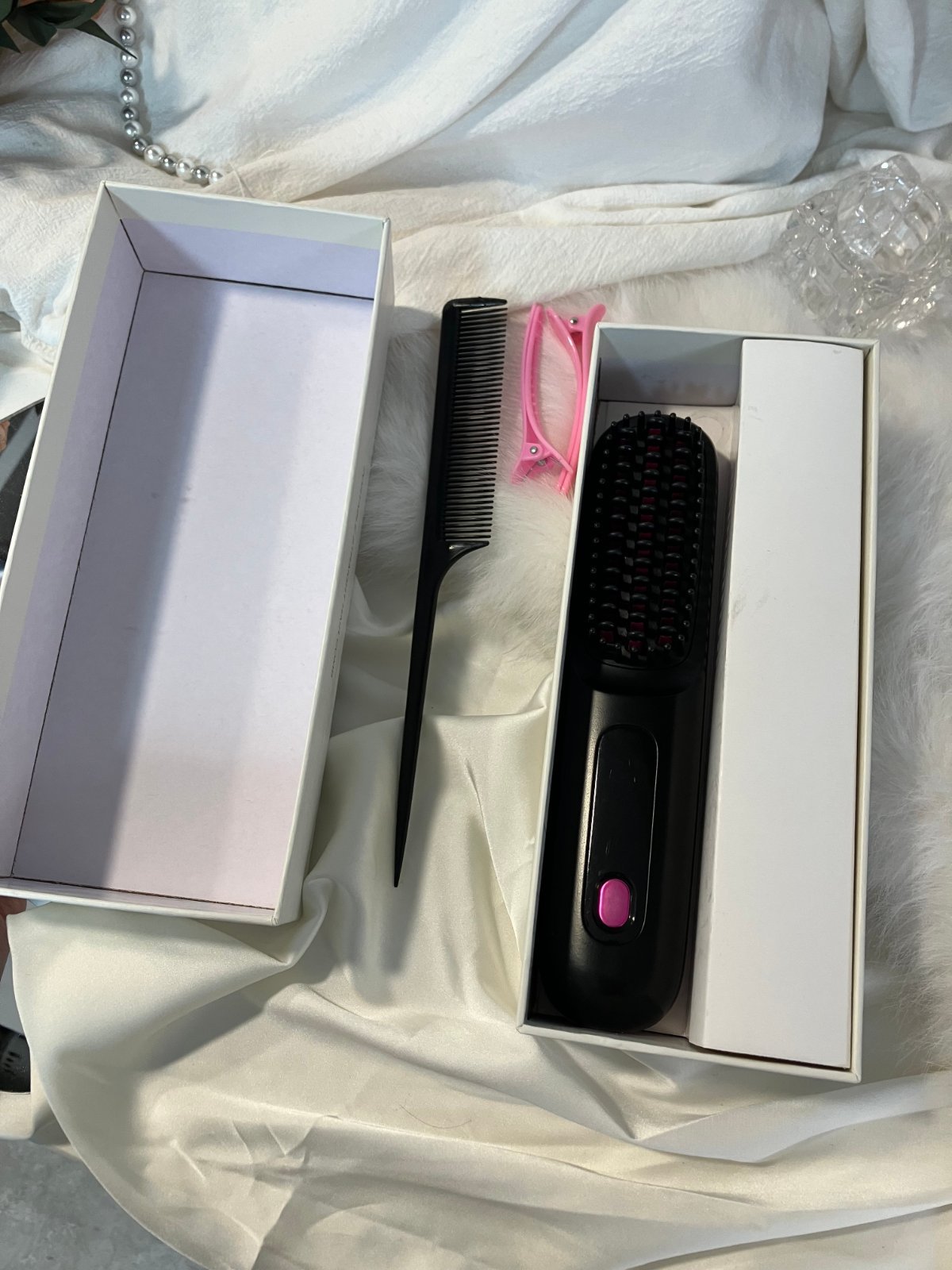40x Hair Straightening Brushes & Combs - 20 Pink / 20 Black, New — photo 5