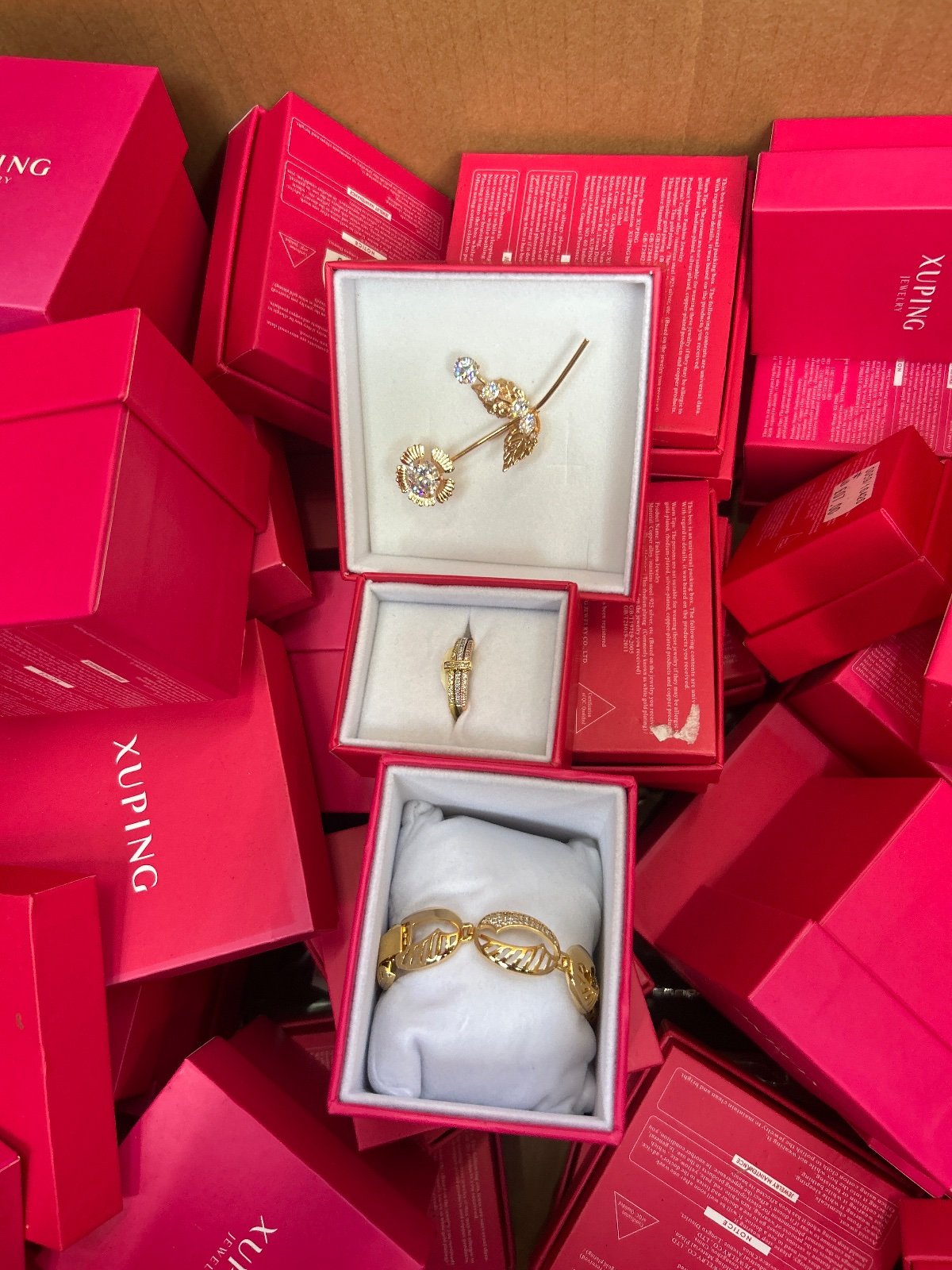 Source photograph for 60x Mixed Jewellery Joblot