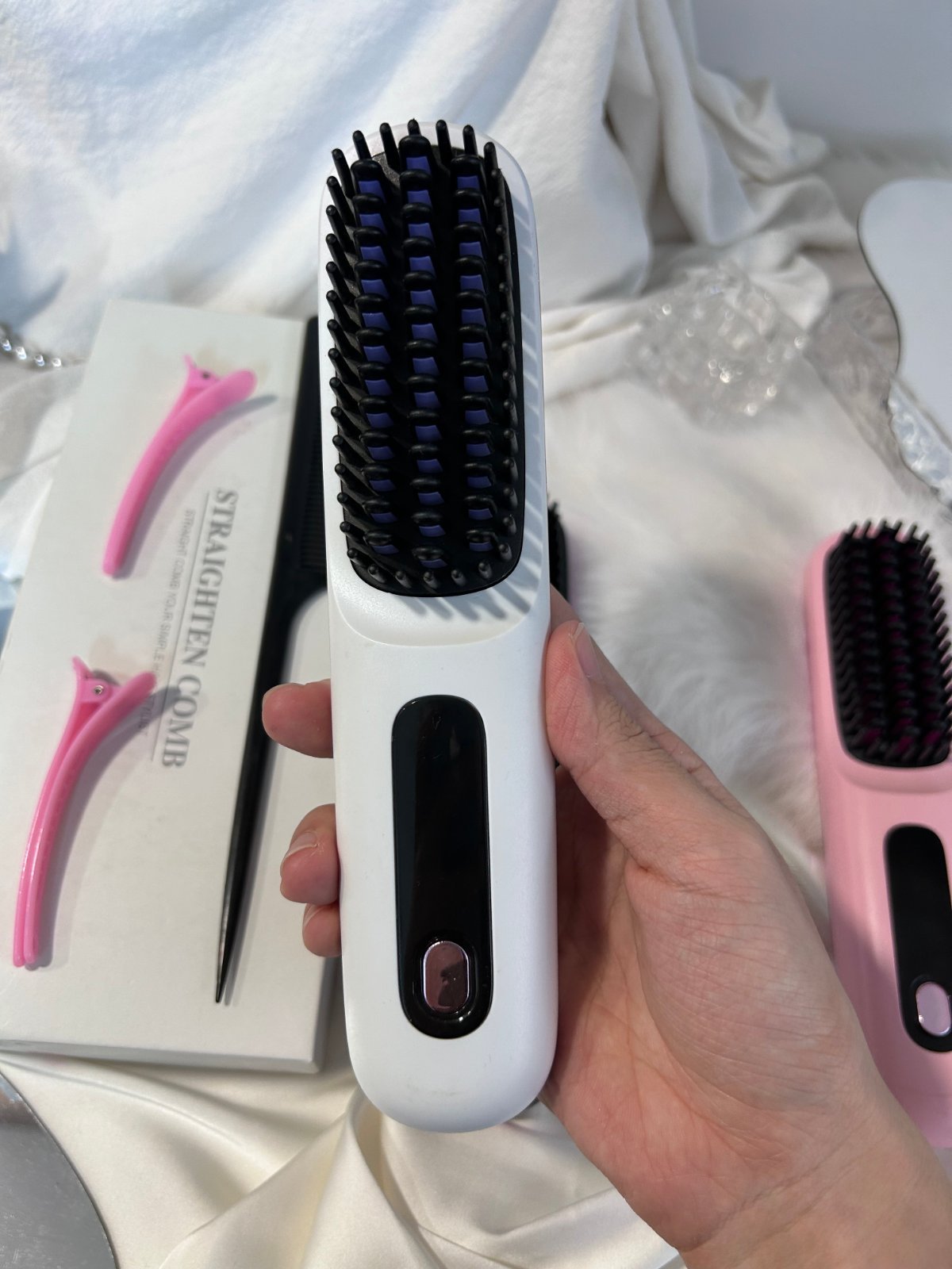 40x Hair Straightening Brushes & Combs – 20 Black / 20 Pink, New — photo 6