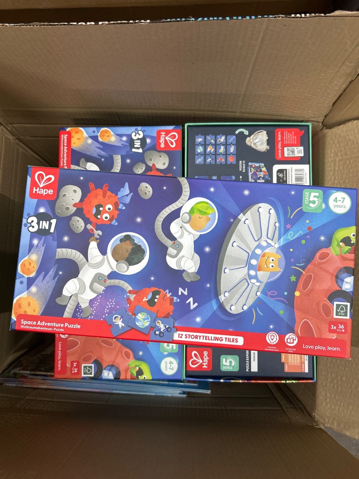 Source photograph for 22x HAPE 3 in 1 SPACE PUZZLE