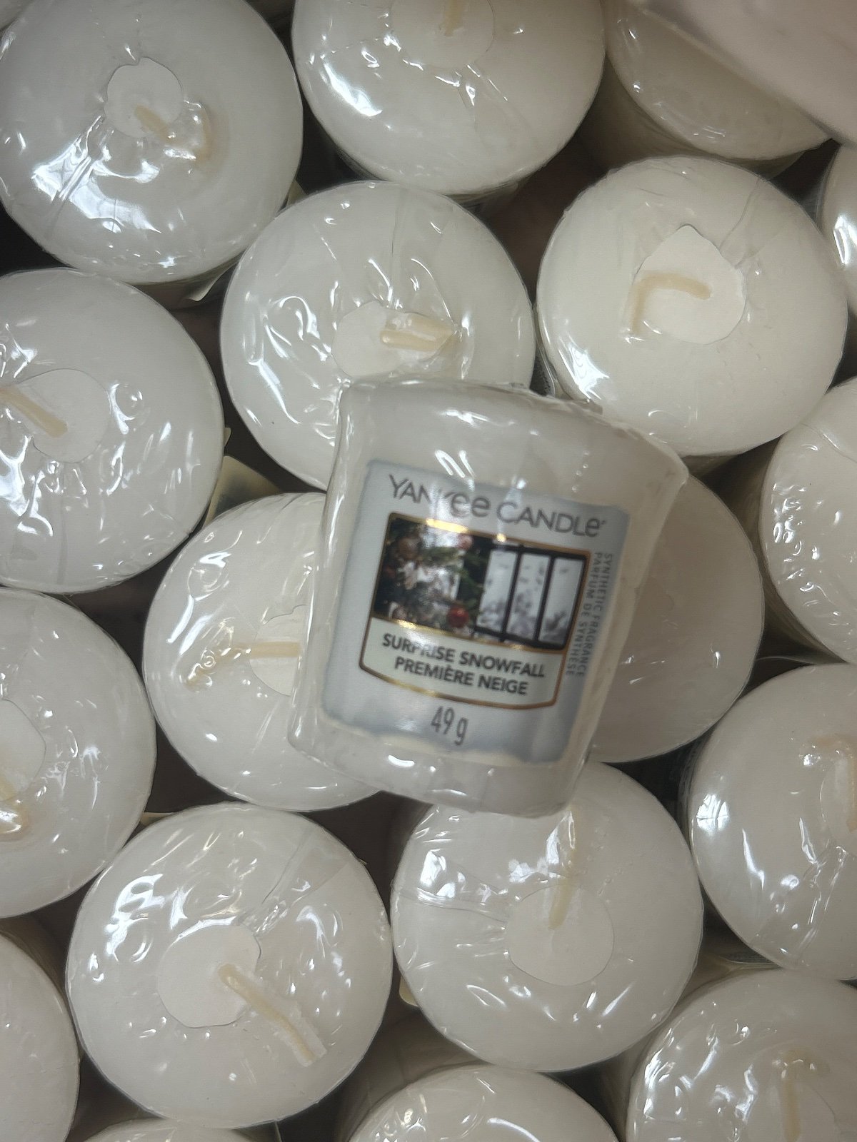 840x Yankee Candle Votive 49g Surprise Snowfall