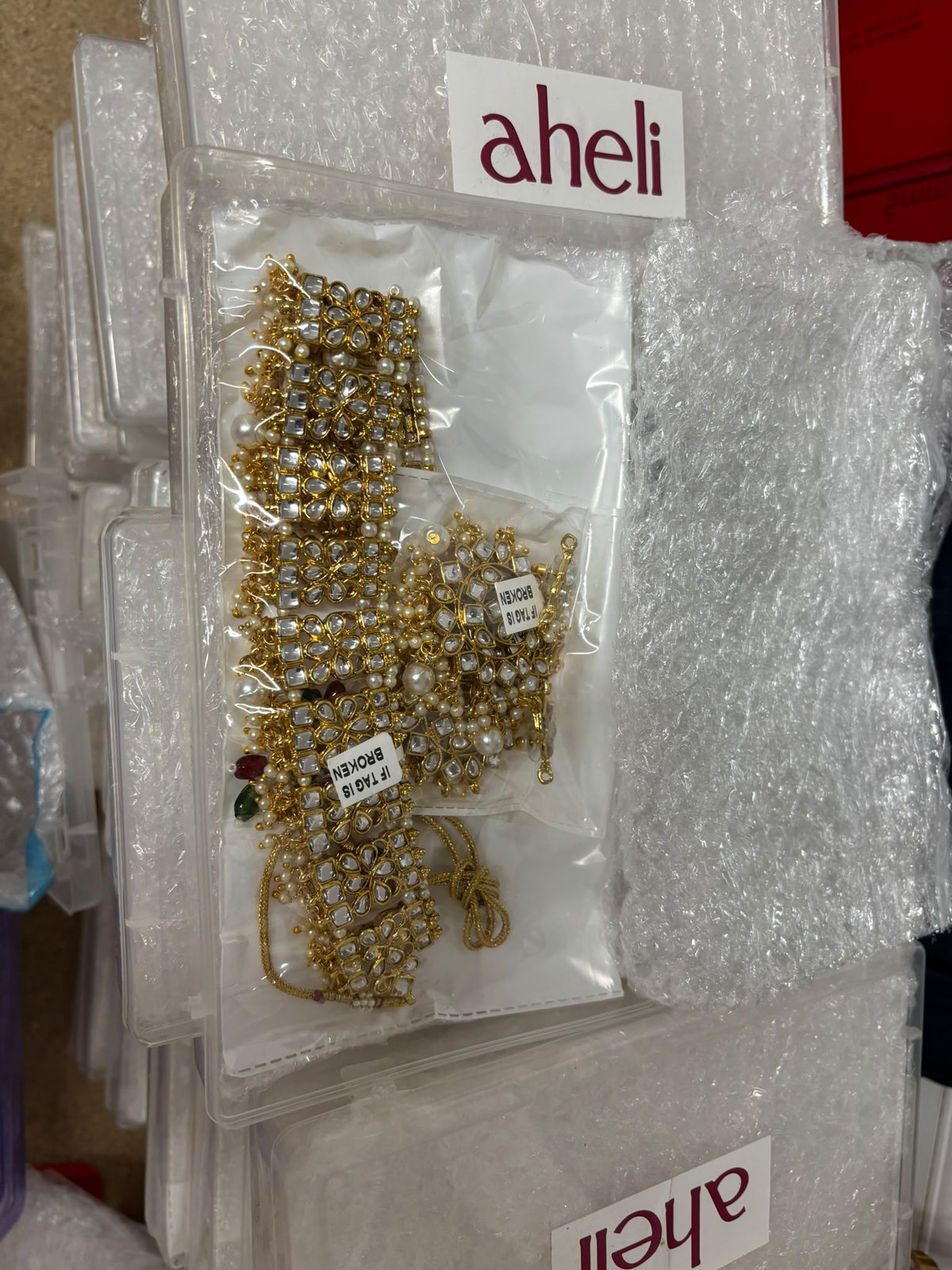 43pc Aheli Kundan Jewelry Job Lot - 32x One Type new sealed — photo 4
