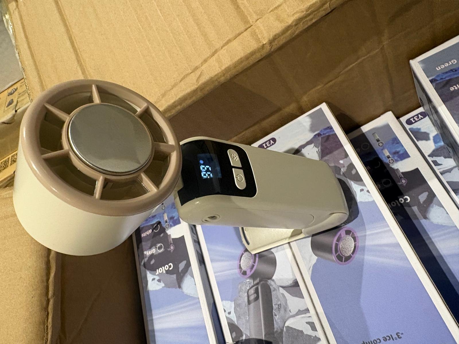 30x Rechargeable Portable Mini Fan High Quality USB Handheld Fan Plastic Semiconductor Cooling Fan — photo 5