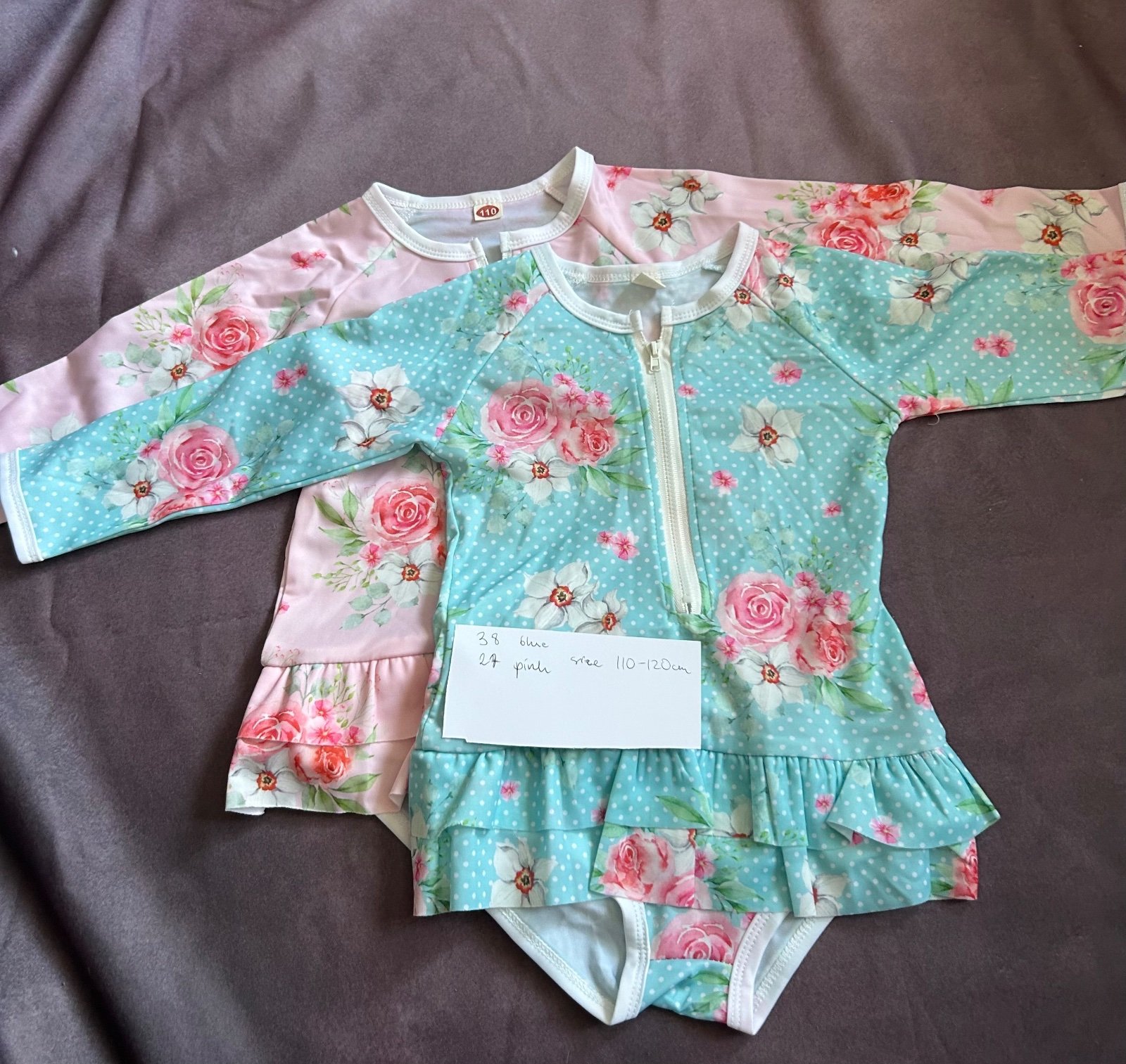 Source photograph for JOBLOT: 528x Children’s Clothing Mixed Lot
