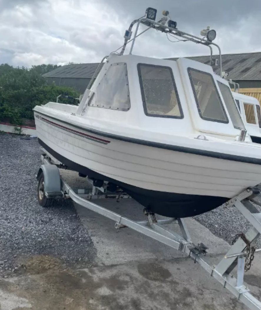 Warrior 150 with 50HP Mercury 2-Stroke (1998)