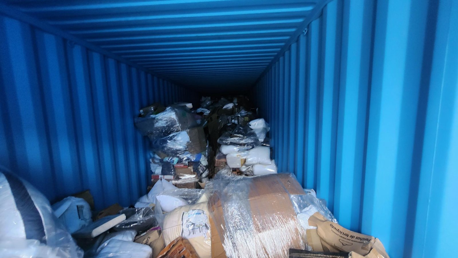 50 Pallets of Mixed Customer Return Inventory Available in Derby — photo 4