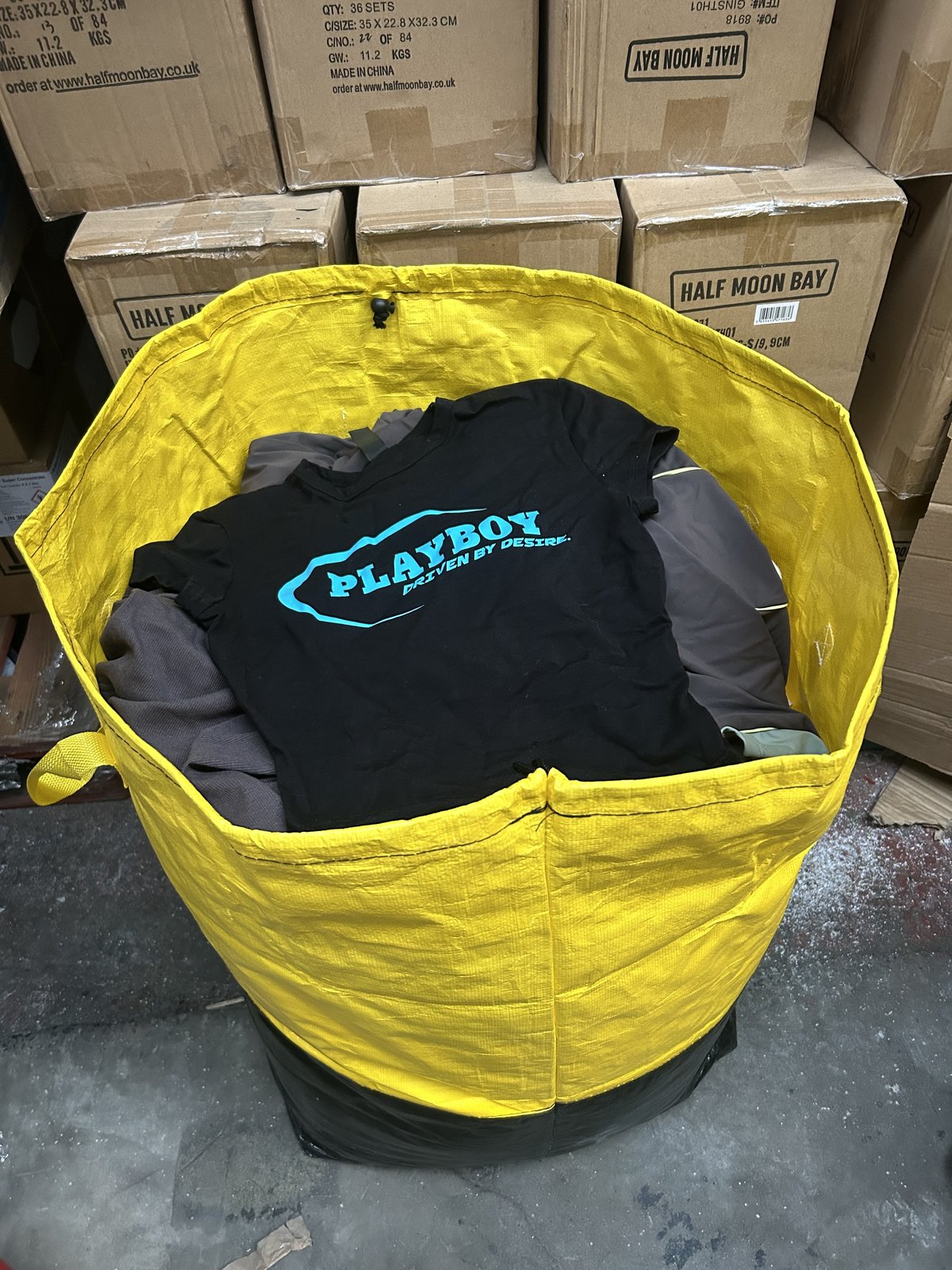 30KG Vinted Reseller Clothing Sample Box