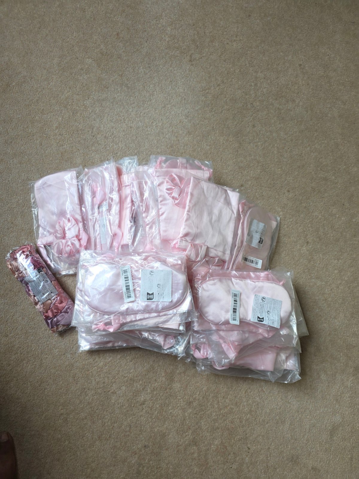 Joblot: 25x Sleep masks and scrunchie sets — photo 2