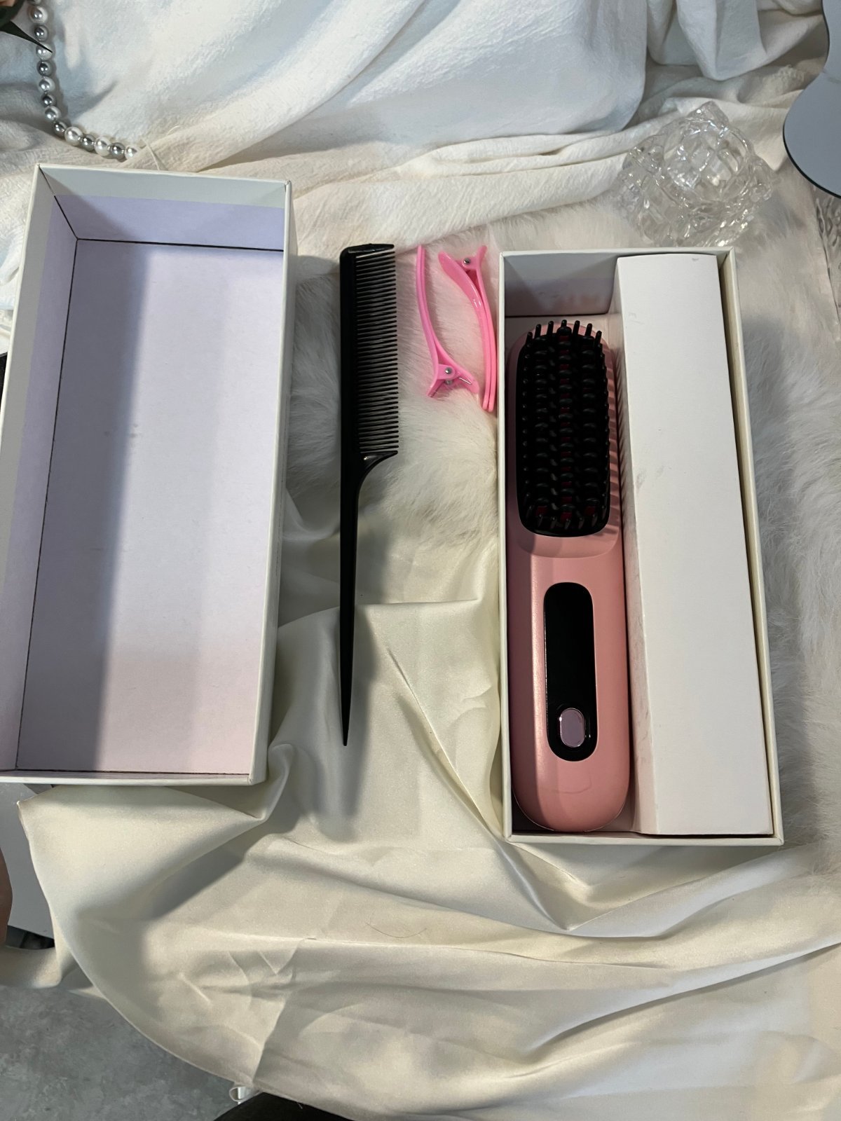 40x Hair Straightening Brushes & Combs - 20 Pink / 20 Black, New — photo 8