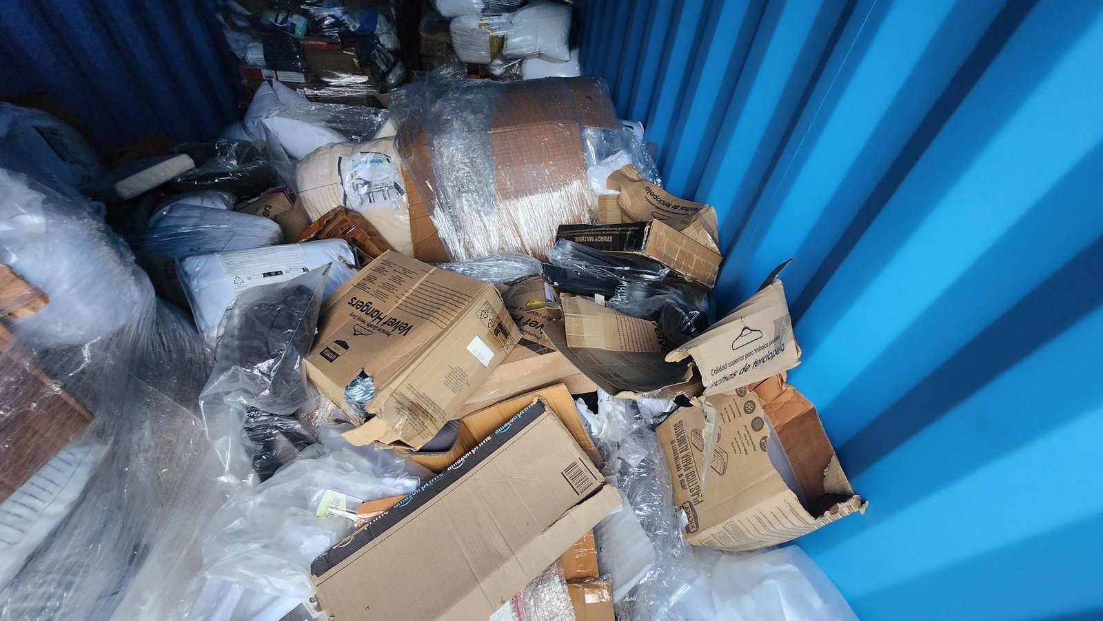 50 Pallets of Mixed Customer Return Inventory Available in Derby — photo 6