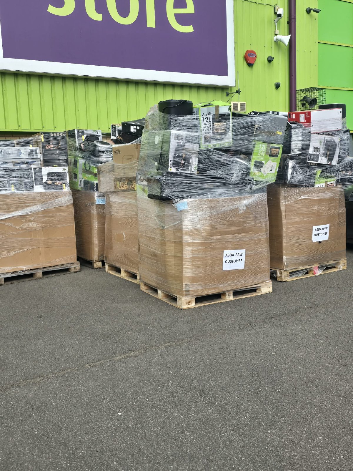Highstreet Electrical Returns Pallet — photo 3
