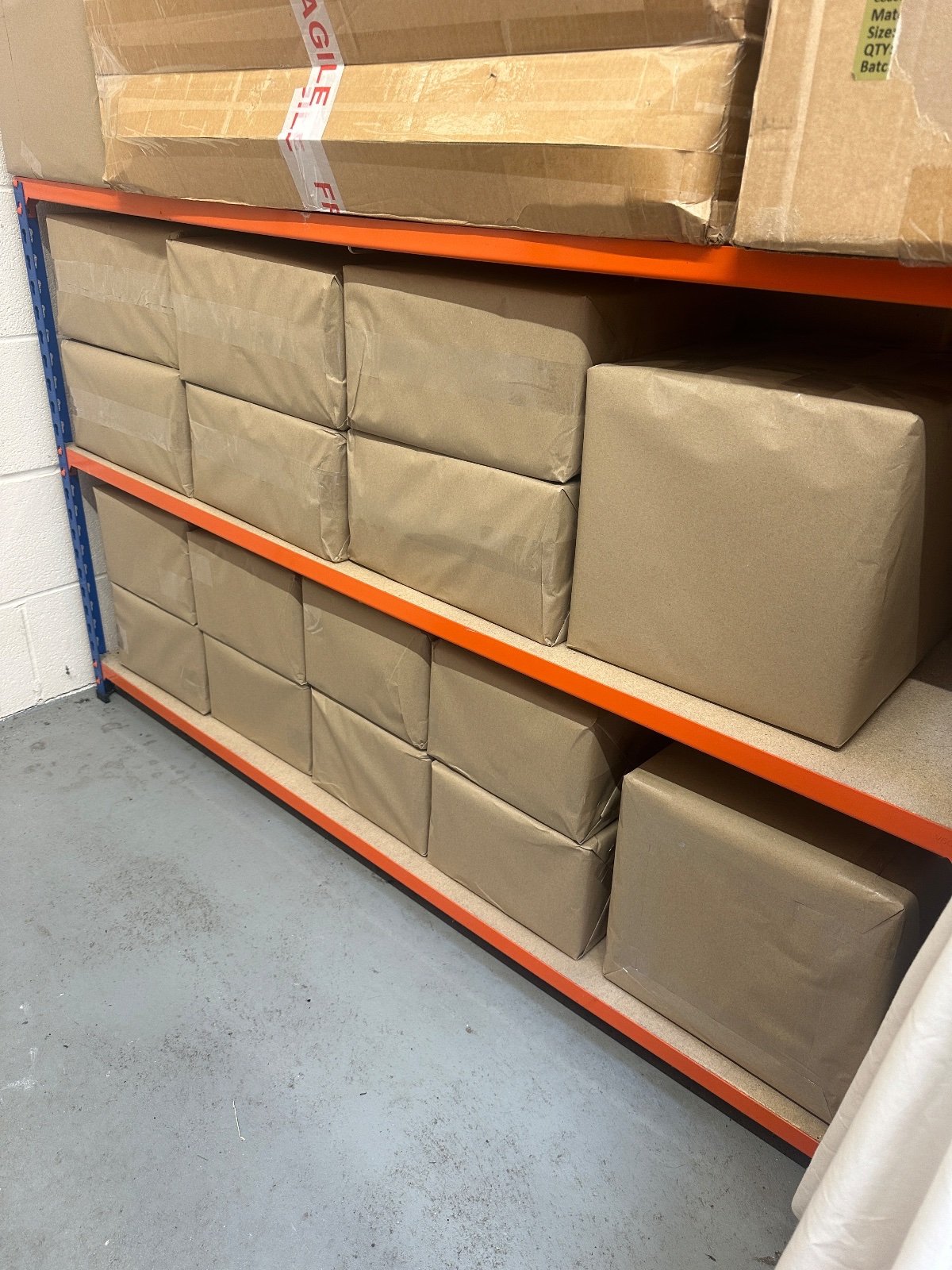 160x Small Acacia Wood Serving / Chopping Boards – Wholesale Clearance Job Lot — photo 6