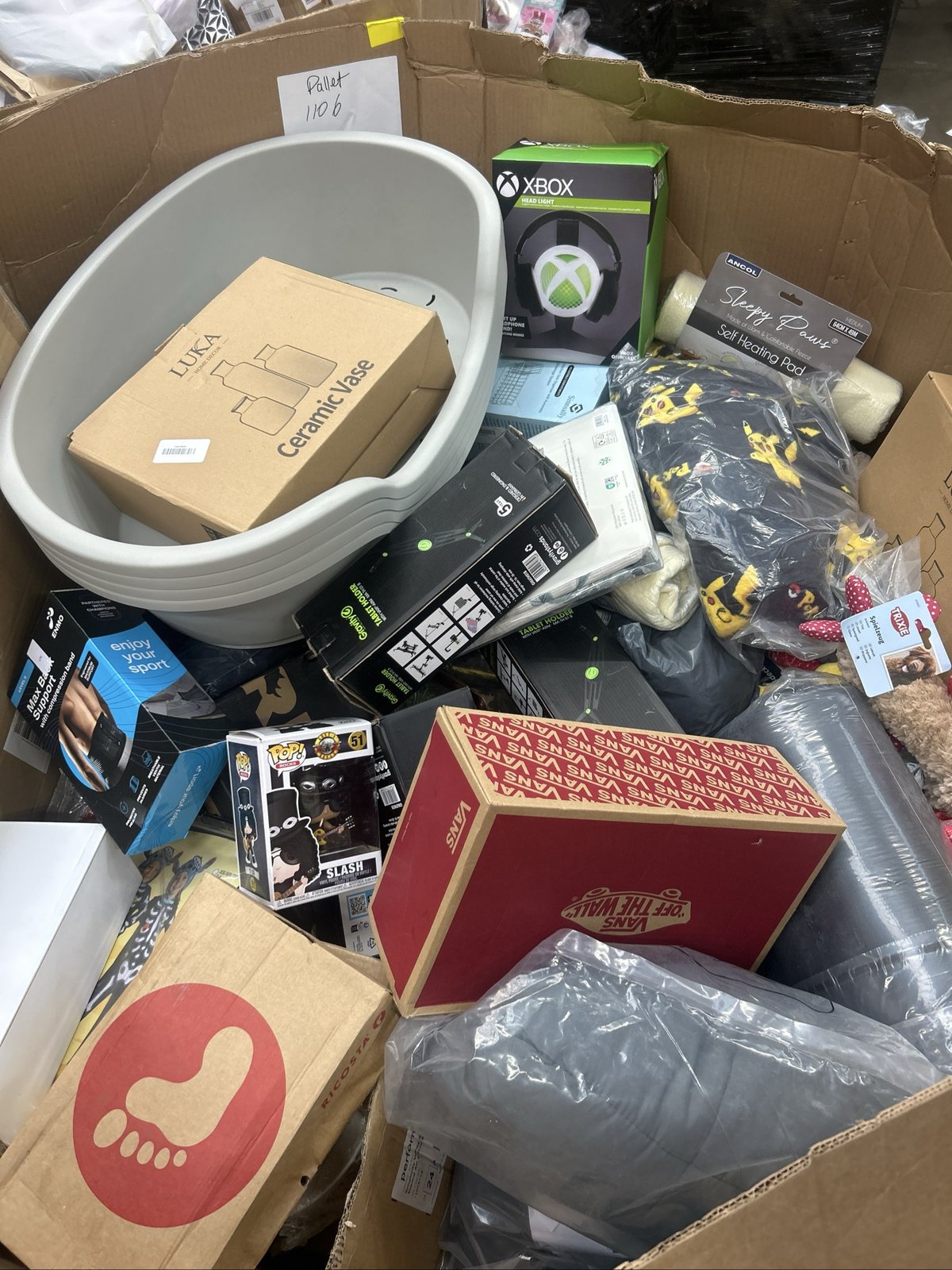 MONSTER FBA UNTOUCHED AMAZON WHATNOT RESELLER PALLET — photo 5