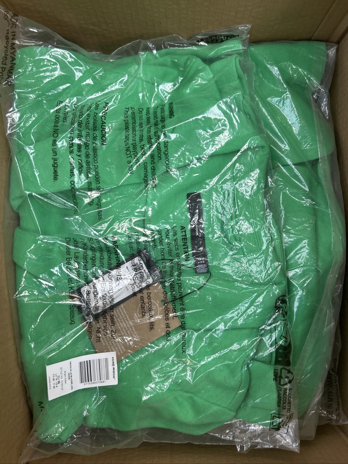 Source photograph for 9x Vero Moda Women's Vmjulia Ls Blazer Dnm Noos, Bright Green, 12