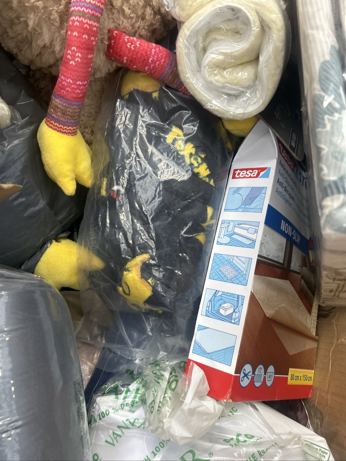 MONSTER FBA UNTOUCHED AMAZON WHATNOT RESELLER PALLET — photo 3