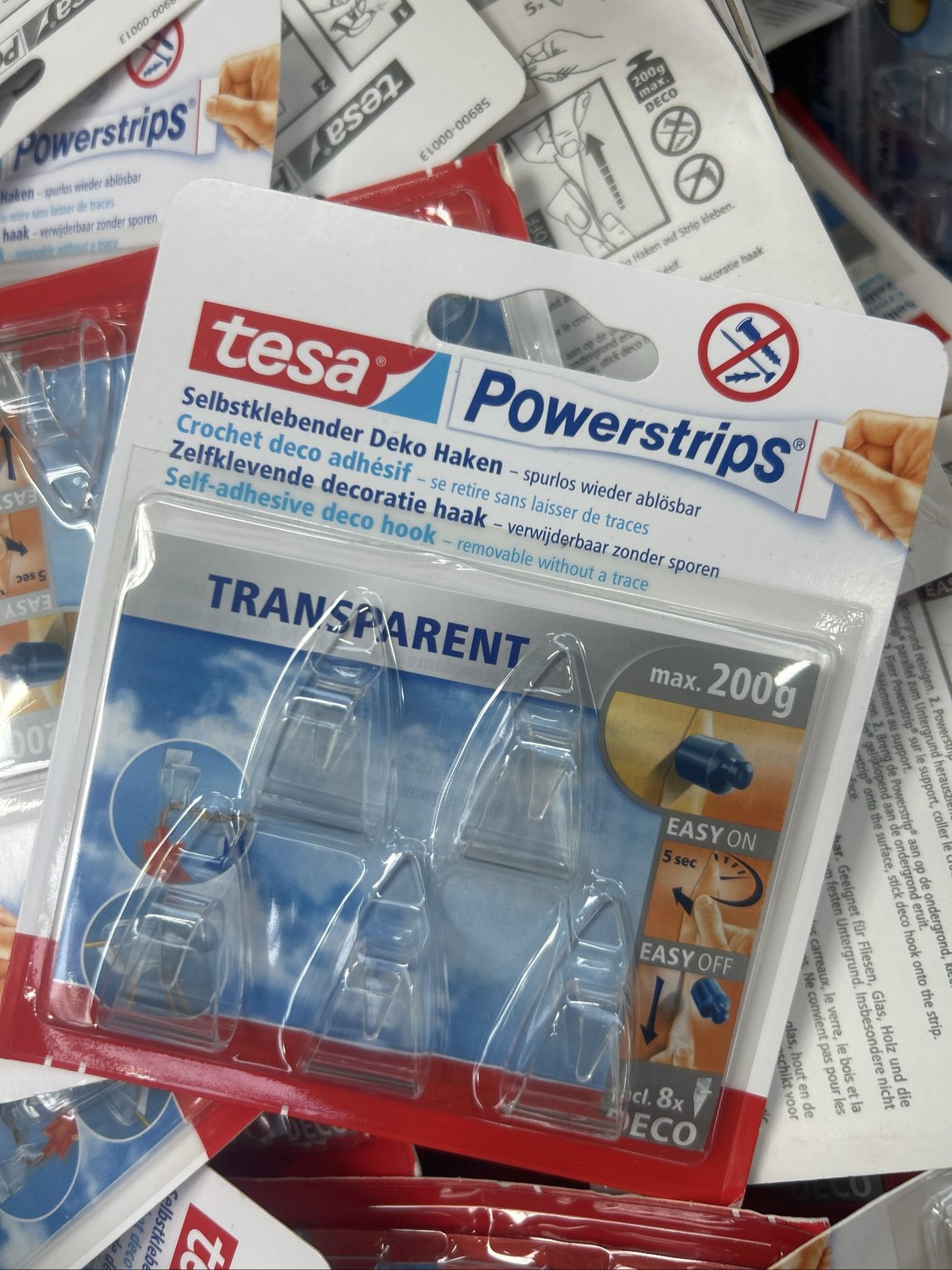 Source photograph for 100x Tesa Powerstips Transparent