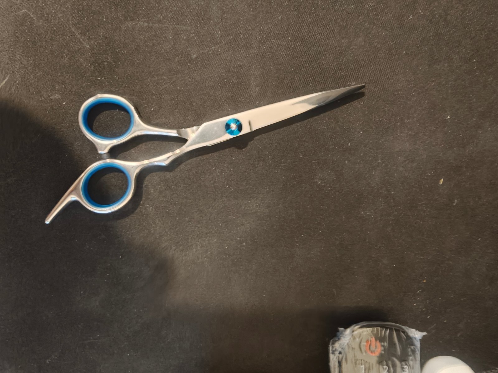 300x PROFESSIONAL HAIR SCISSORS — photo 2
